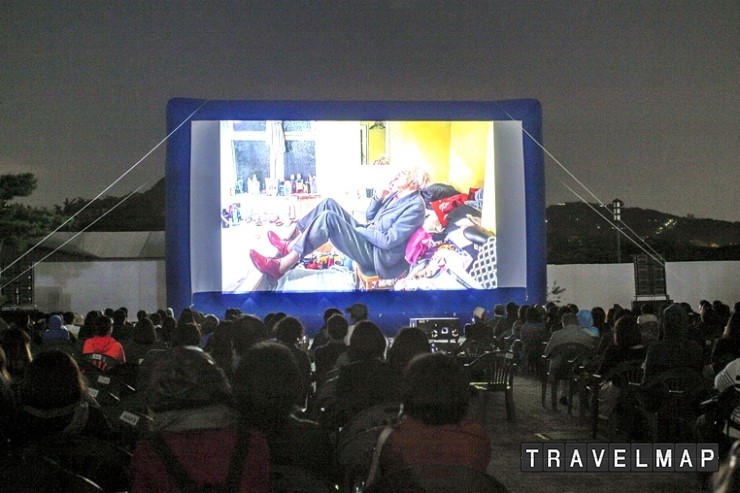 [트래블맵서울여행] 문화재청, 덕수궁의 가을밤, 사진과 음악에 물들다
