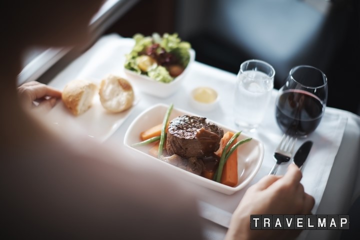 [트래블맵] 캐세이패시픽 항공(cathaypacific), 비즈니스석에서 프리미엄 유기농 와인 4종 새롭게 선보여
