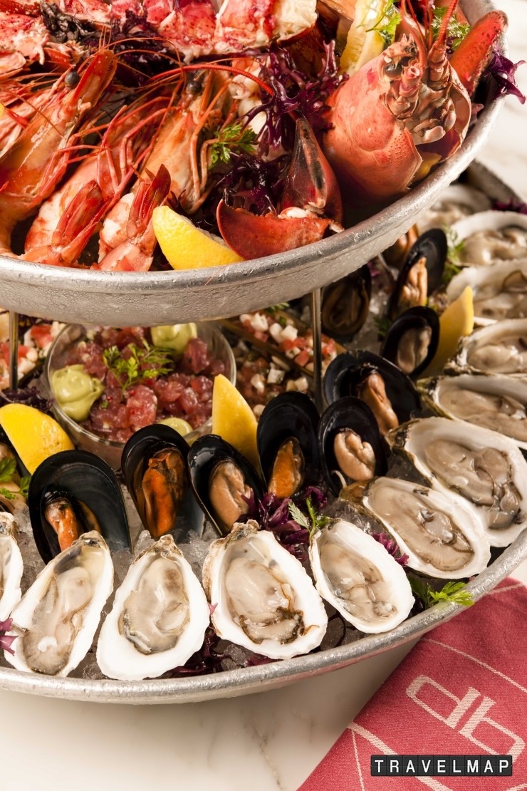 트래블맵싱가포르호텔_마리나베이샌즈(Marina_Bay_Sands),_새로_단장한_db_비스트로_오이스터_바_Seafood_Platter